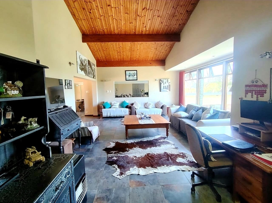 3 Bedroom Property for Sale in Beacon Bay Eastern Cape